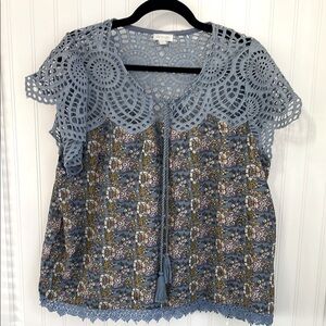 Jennifer & Grace Crochet Flutter Sleeve Light Blue Floral 100% Cotton Boho Top L